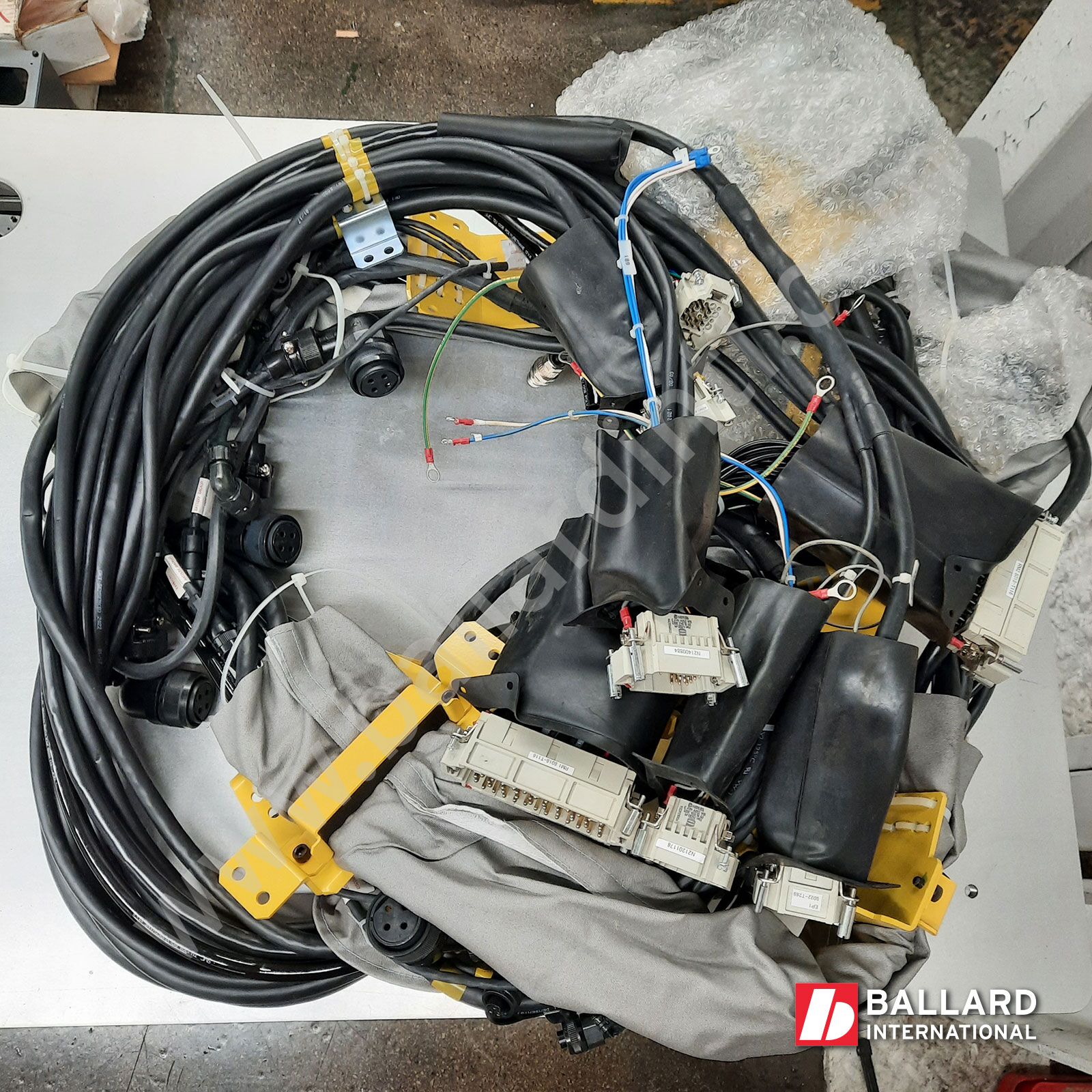 FANUC A05B-1332-H235 Mech Cable CSW AIR+ES+EP+WS CE Harness Kit
