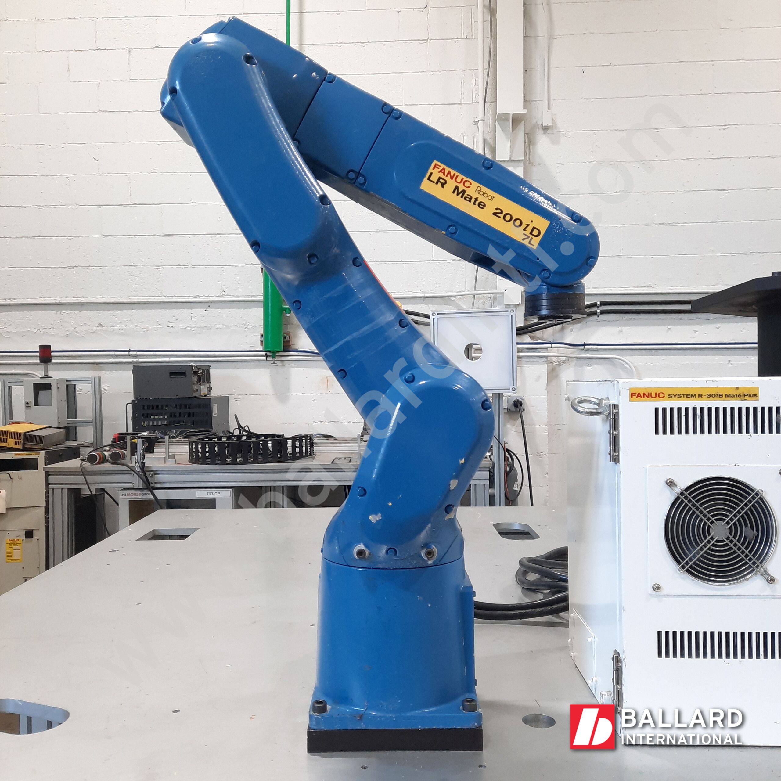 FANUC LR Mate 200iD/7L used industrial robot with R30iB Mate Plus Controller F249205
